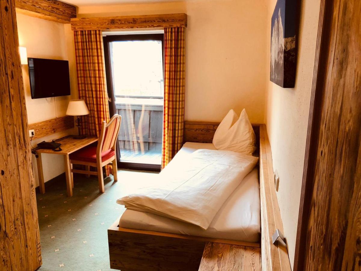 Hotel Roesslwirt Kirchberg in Tirol Eksteriør billede