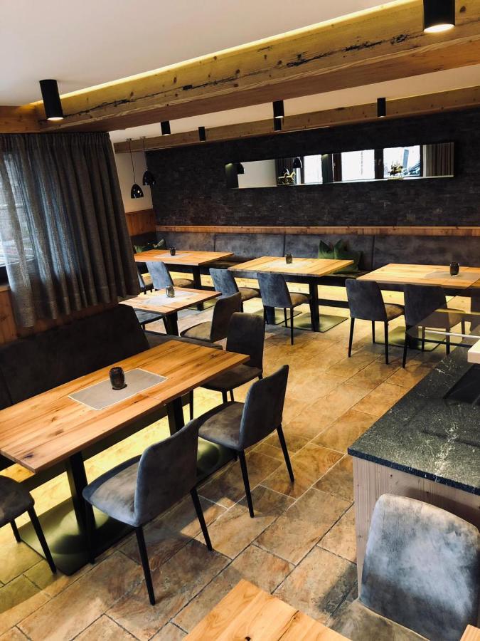 Hotel Roesslwirt Kirchberg in Tirol Eksteriør billede