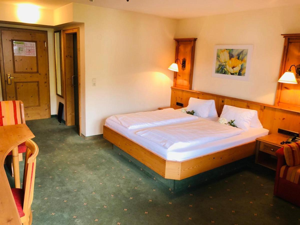 Hotel Roesslwirt Kirchberg in Tirol Eksteriør billede