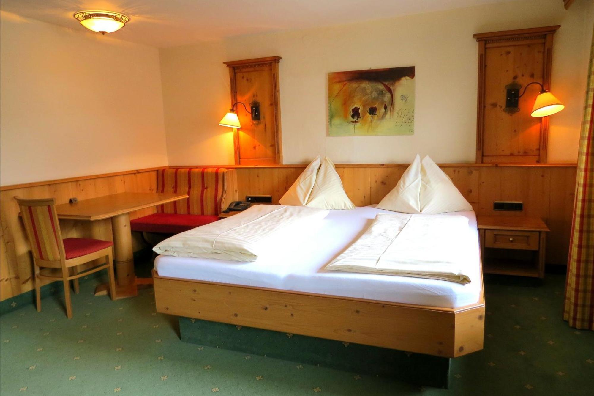 Hotel Roesslwirt Kirchberg in Tirol Eksteriør billede